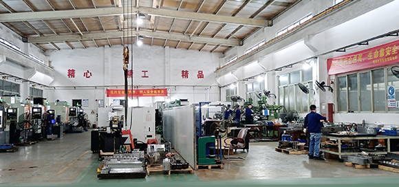 injection stretch blow molding machine mould workshop