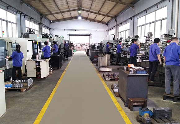 injection stretch blow molding machine mould workshop