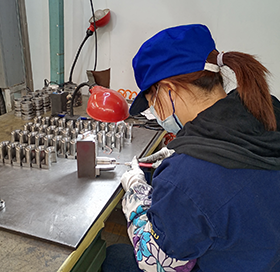 injection stretch blow molding machine mould workshop