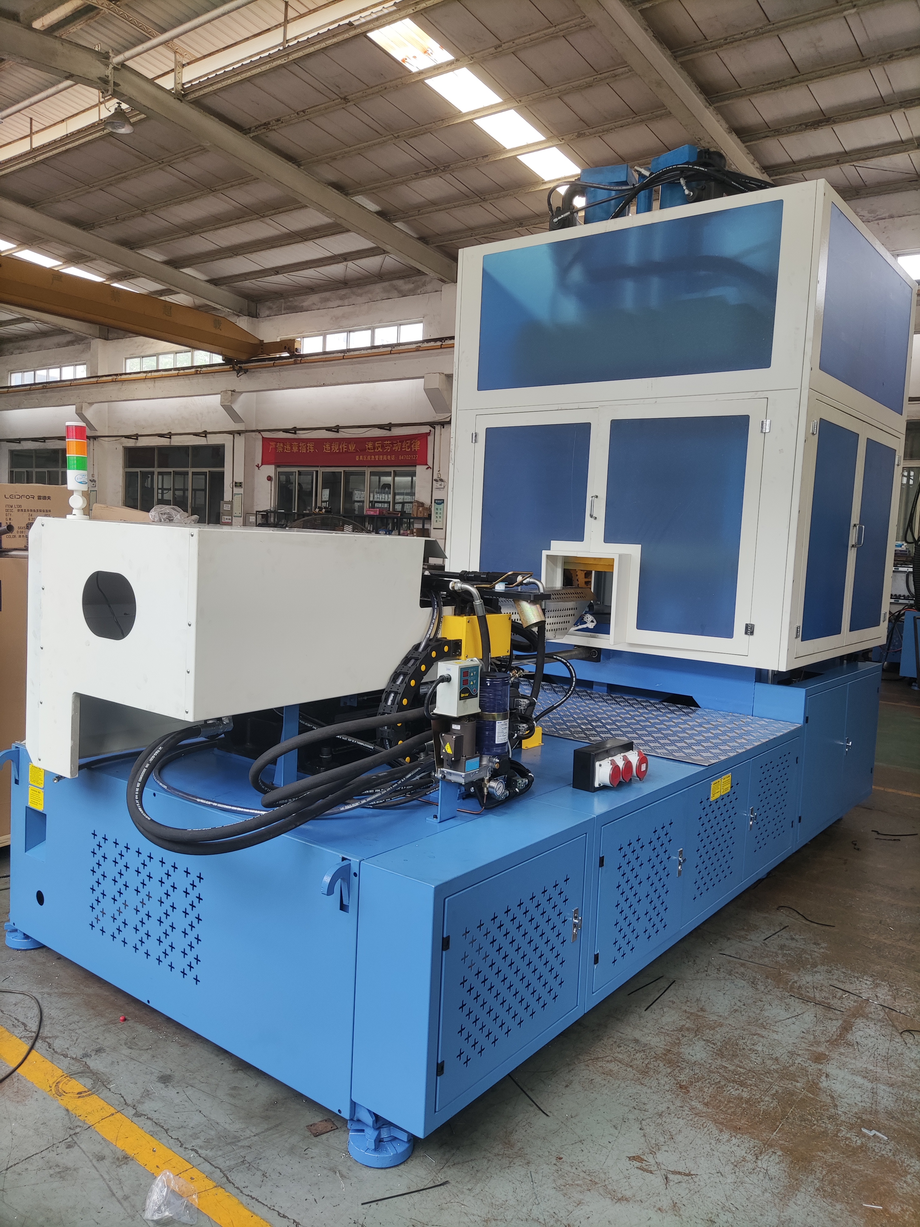 Pharmaceutical ISBM vs Traditional Blow Molding Machines