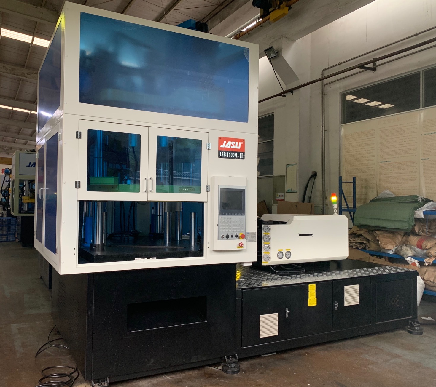 What Products Can Be Made By An Extrusion Blow Molding Machine?